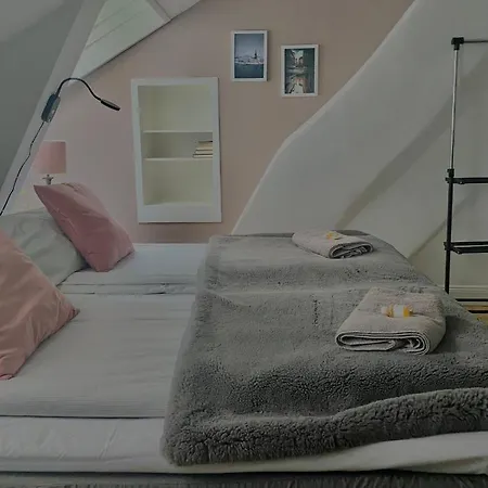 Lilla Brunn Vandrarhem Stockholm