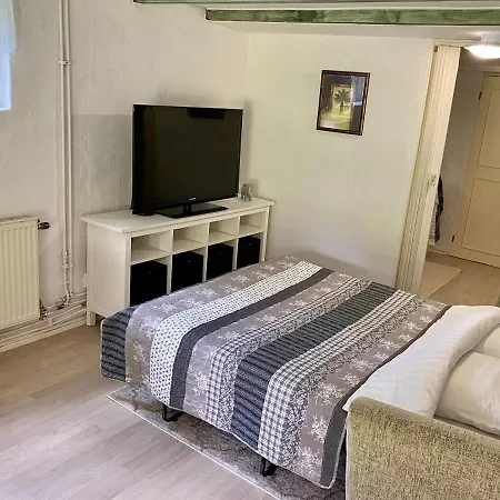 Lower Floor Of 50 Sqm In With Parking Apartmán Stockholm