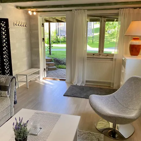 Lower Floor Of 50 Sqm In With Parking Apartmán Stockholm