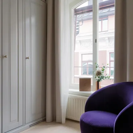 Elite Adlon 4*