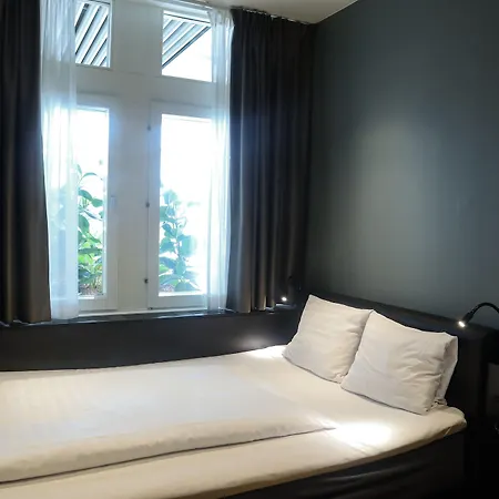 Comfort Xpress Hotel