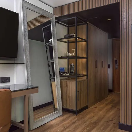 Radisson Blu Royal Viking Hotel, 4*