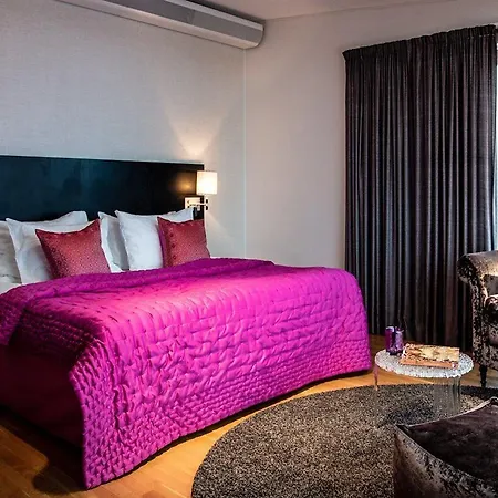 Otel Western Time 4*