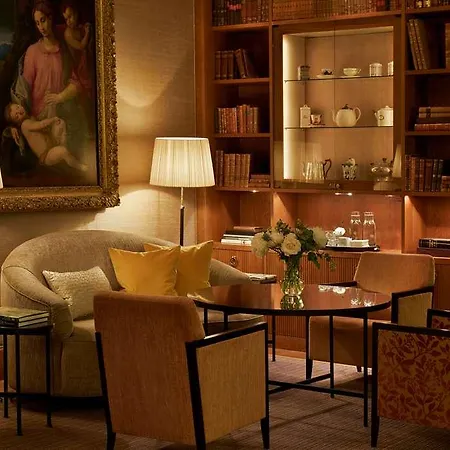 Hotel Diplomat 5*