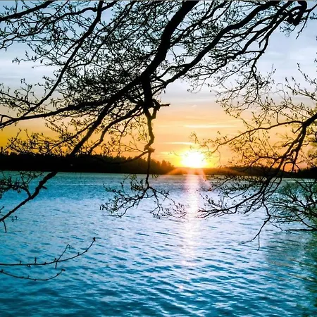 Close To The Metro And The Beach!!! With A View Of The Scandinavian Forest Appartamento *