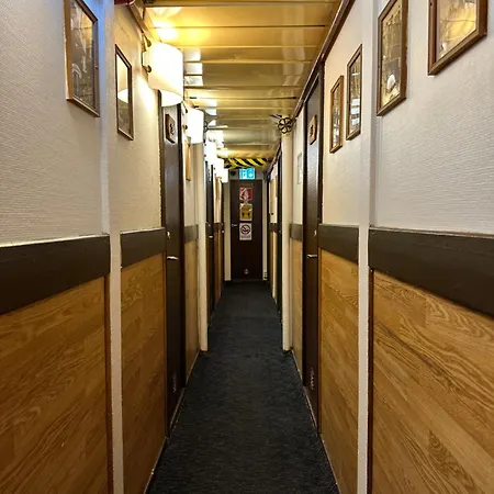 丹罗达巴腾酒店