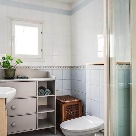 Retro Retreat With Modern Comforts Lejlighed