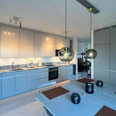 2 Bedroom Gorgeous In