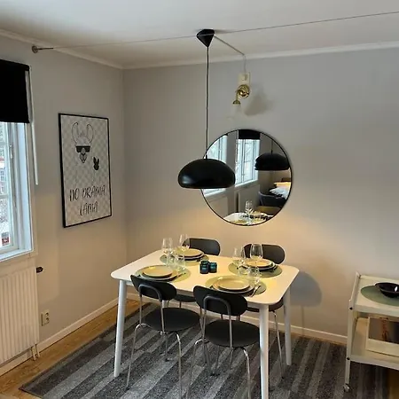 Laegenhet Med Egen Ingang * Stockholm