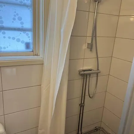 Laegenhet Med Egen Ingang *
