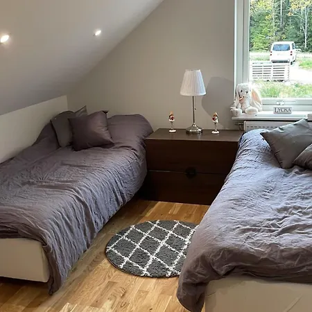 Апартаменты Charmig Apartens In A House In