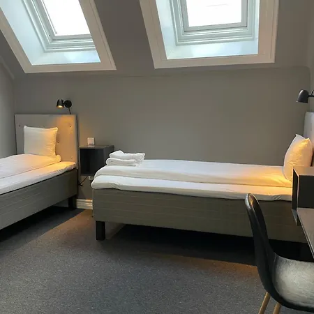 Unique Jungfrugatan Hotel 4*