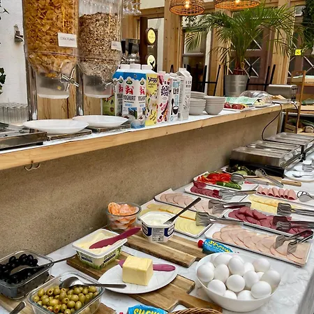 Unique Jungfrugatan Hotel Stockholm