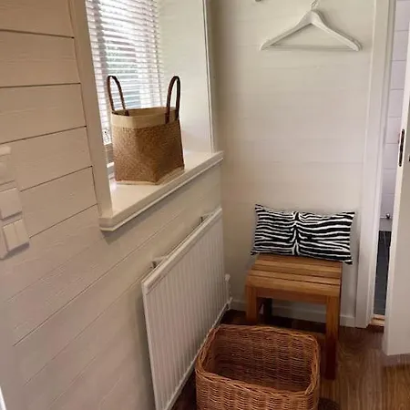 Mysig I Stavnaes By- Sommarhamn, Vaermdoe Stockholm
