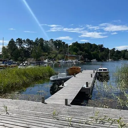 Villa Mysig I Stavnaes By- Sommarhamn, Vaermdoe *