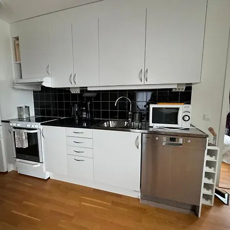 Charmig Laegenhet Med Balkong Naera Апартаменты