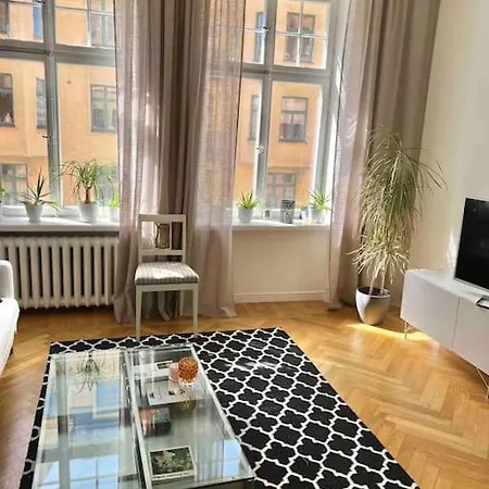 Modern Laegenhet Med Balkong Apartment *
