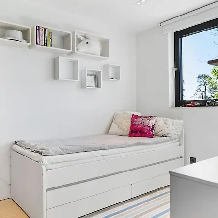 Lyxig I Solsidan Villa Stockholm