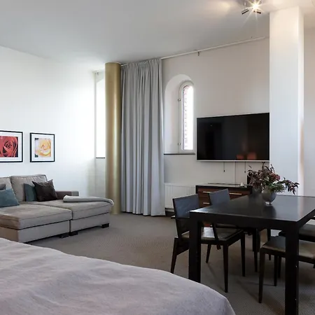 Hotel Elite Marina Tower 4*