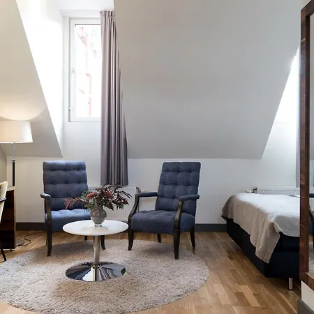 Elite Marina Tower 4* Nacka