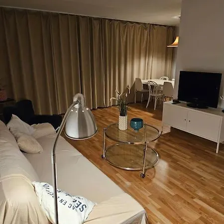 Nybyggd 4 A Naera City * Stockholm