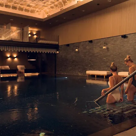 Elite Marina Tower Hotel 4*