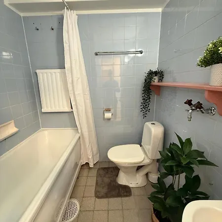 Spacious Near The Subway * Stockholm