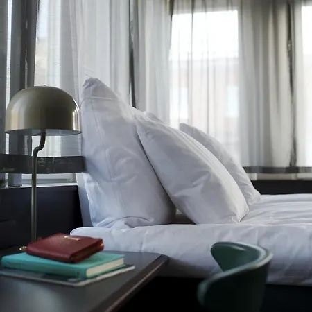 Hotel Western And 3*