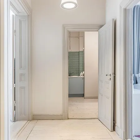 Laegenhet Med Fantastiskt Laege Appartement