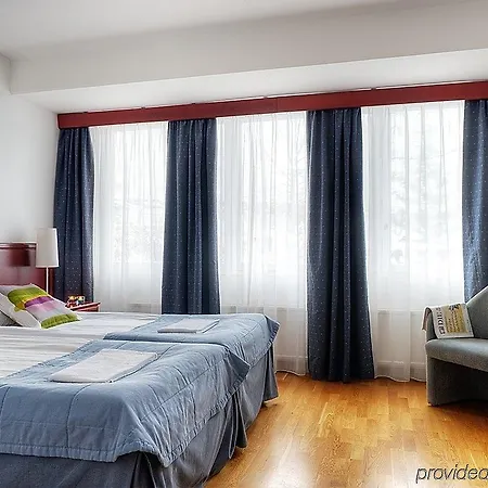 Alexandra Hotel 3*