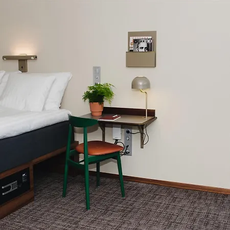 Hotel Western And
