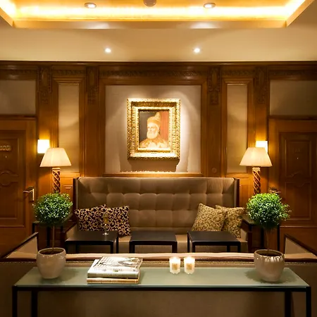 Hotel Diplomat 5*