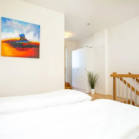 Apartdirect Hammarby Sjostad Ii 3*