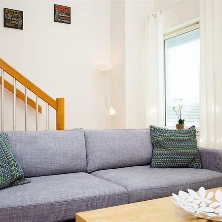 Apartdirect Hammarby Sjostad Ii Hotel 3*