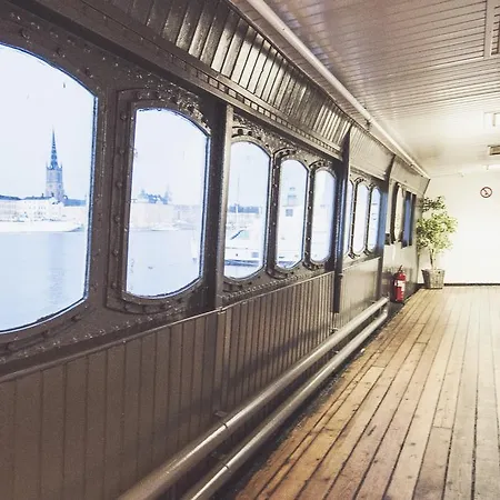 Rygerfjord Hotel&hostel Botel