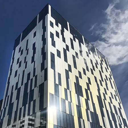 Elite Carolina Tower מלון סולנה