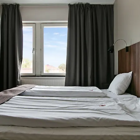 First Brommaplan 3* Stockholm