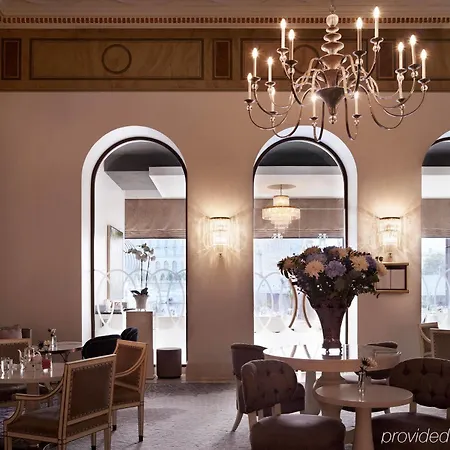 Grand Hotel 5*