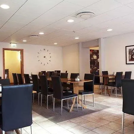 康姆贝斯特韦斯特酒店 酒店