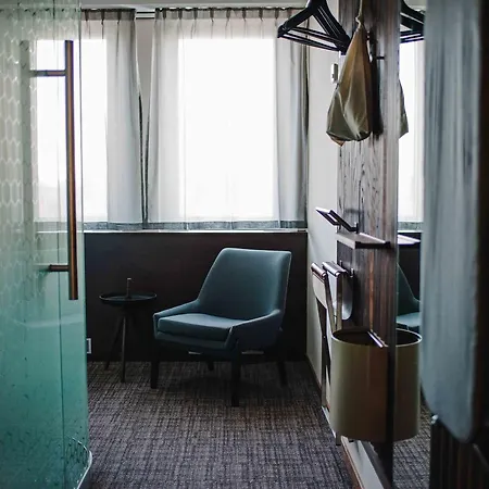 Hotel Western And 3*