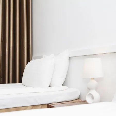 Expo Hotel 3*