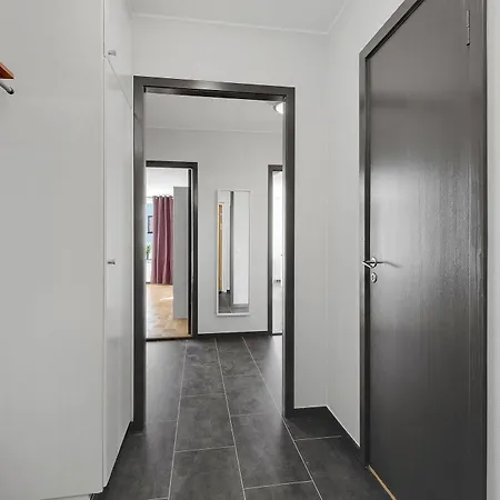 Forenom Huvudsta Apartment *