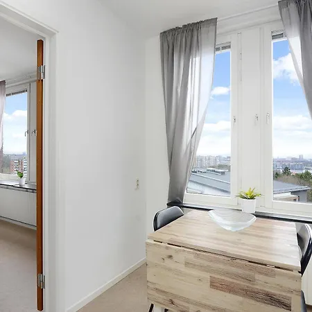 Forenom Huvudsta Apartment Stockholm