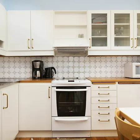 Hotel apartamentowy Lady Hamilton 3*
