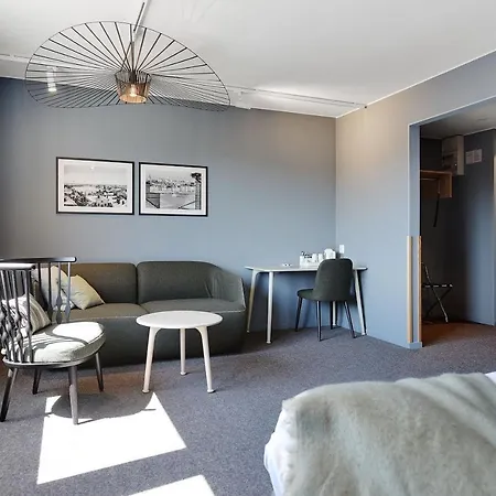 Ersta & Konferens Hotel 2*