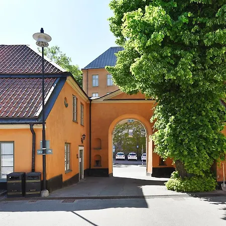 Ersta & Konferens 2*