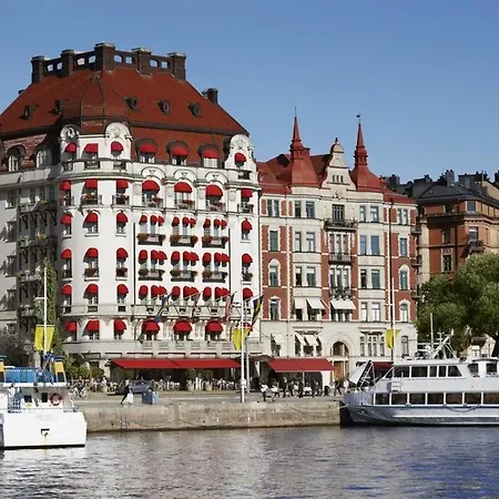 Diplomat Hotel 5*