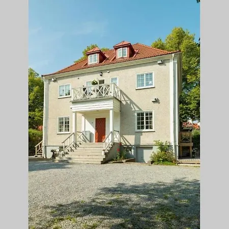 아파트 Beautiful Modern Near *